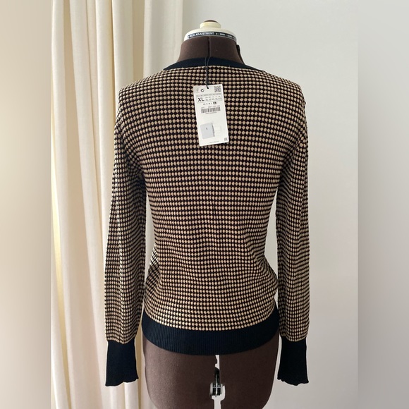 Zara Knitwear Sweater - Picture 3 of 12